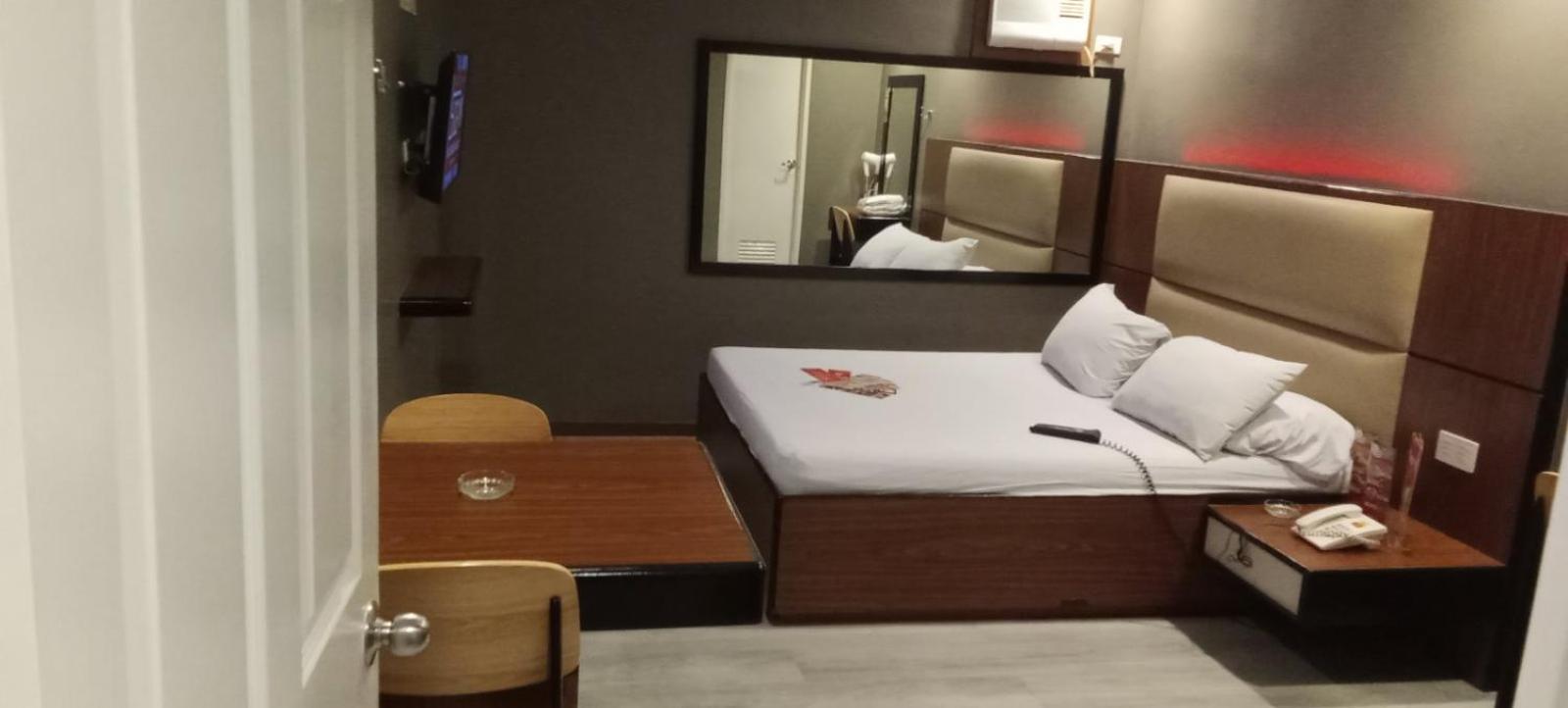 Hotel Sogo Buendia Pasay Extérieur photo